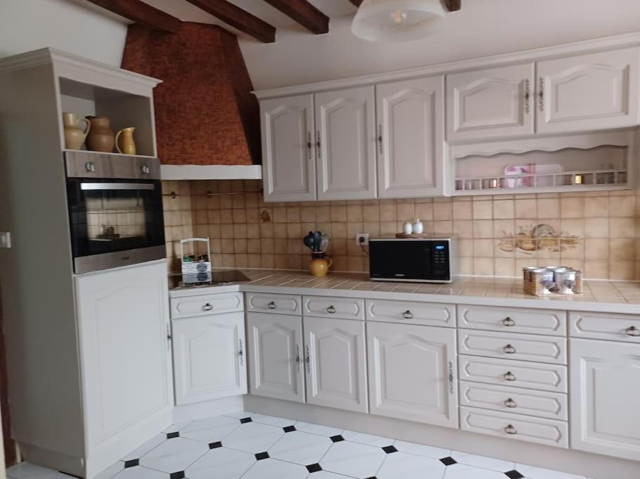 Gite De La Bouvotte Neuville-sur-Vannes Ngoại thất bức ảnh