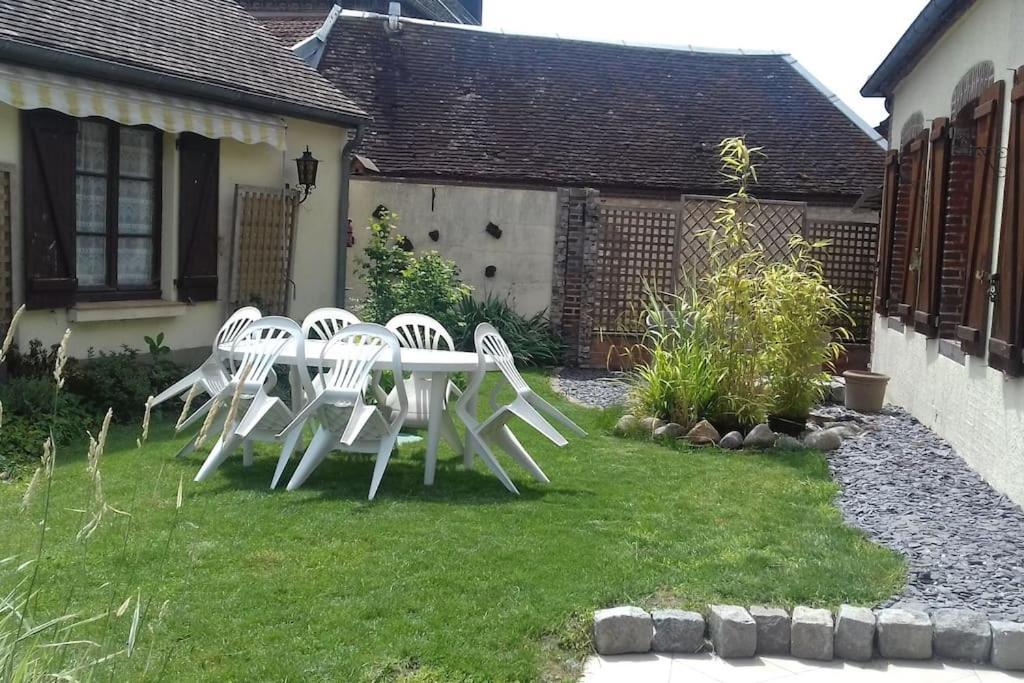 Gite De La Bouvotte Neuville-sur-Vannes Ngoại thất bức ảnh